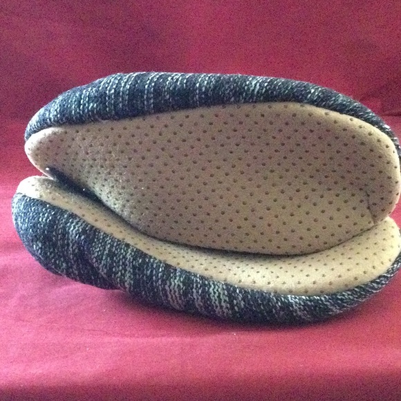 Fuzzy Babba Men’s Slipper Socks - Picture 3 of 5